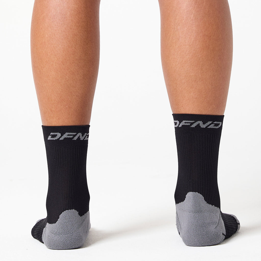 HYBRID Ax CREW COMPRESSION SOCKS 20-30mmHg for Women